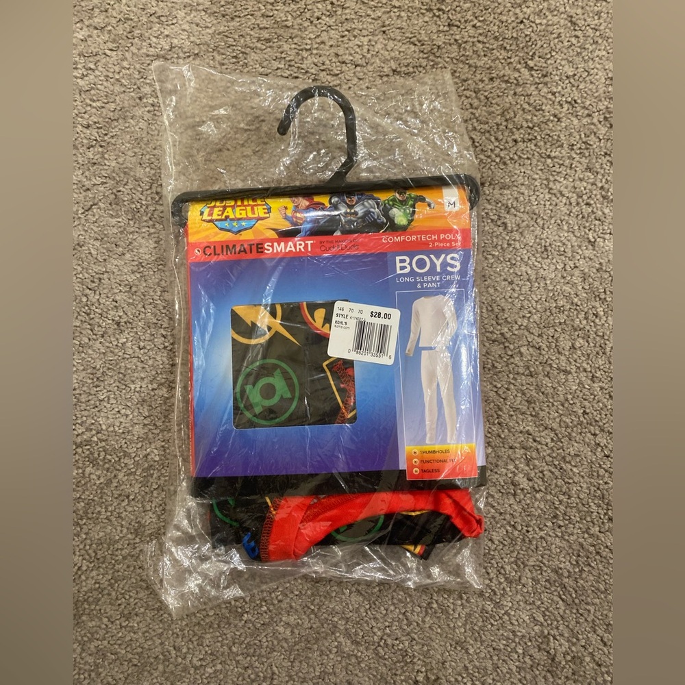 Boys Justice League Climate Smart Layering size med 8/10 NWT